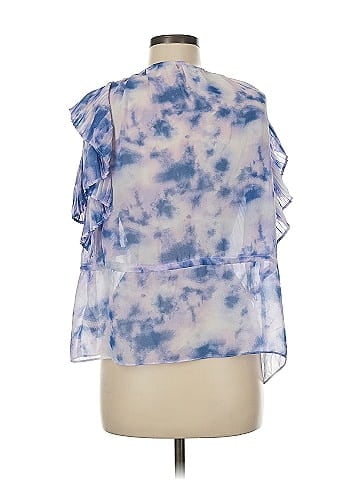 En Creme Sleeveless Blouse (view 2)
