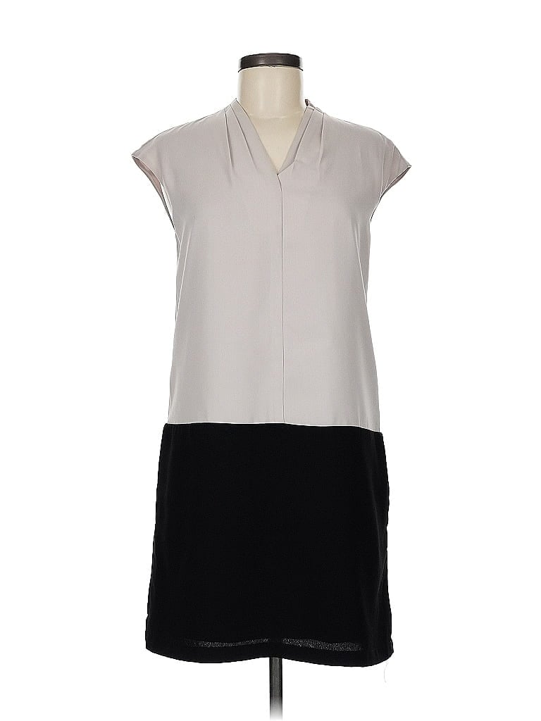Click to view more detailed imagery on our partner's website Pre-owned H&m Casual Dress In Gray