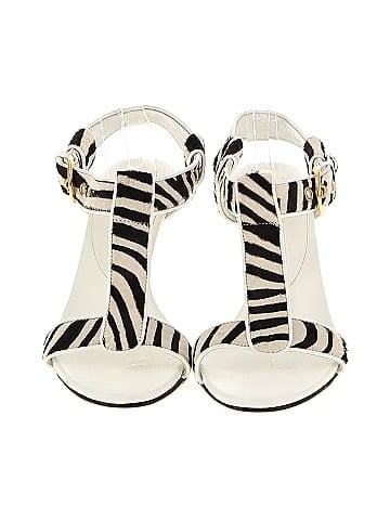 Anyi Lu Heels (view 2)