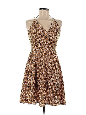Maitai Casual Dress (view 1)