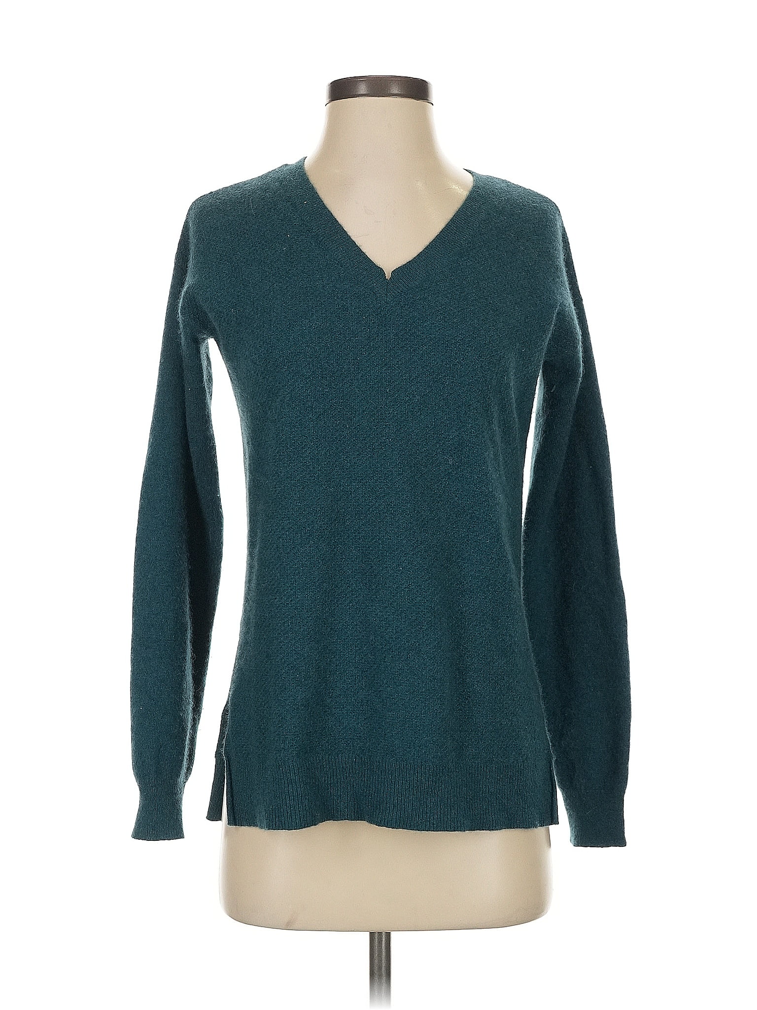 Lord Taylor Women s Cashmere Sweaters On Sale Up To 90 Off Retail ThredUp