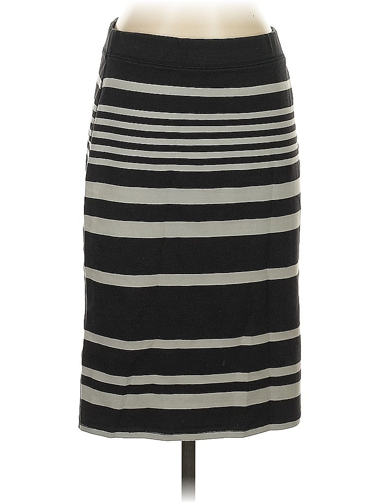 Pre-owned Old Navy Casual Skirt In Gray