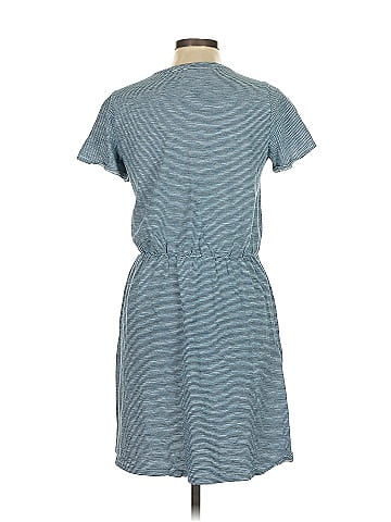 Old Navy Casual Dress (view 2)