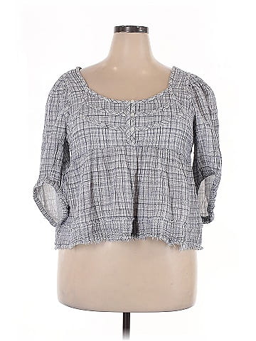 True Craft 3/4 Sleeve Blouse (view 1)