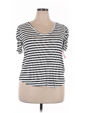 Green Envelope Short Sleeve Top (view 1)