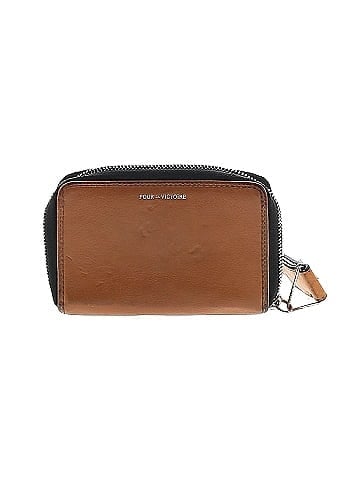 Pour La Victoire Leather Wristlet (view 2)