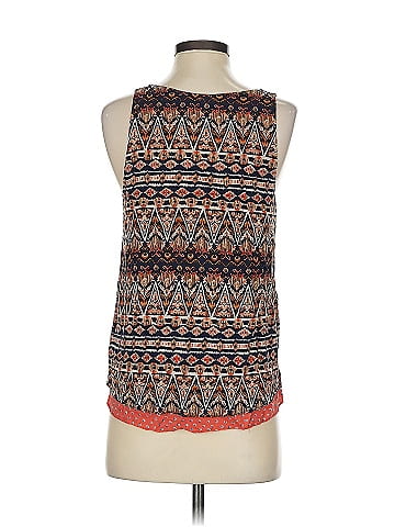 Lucy & Laurel Tank Top (view 2)