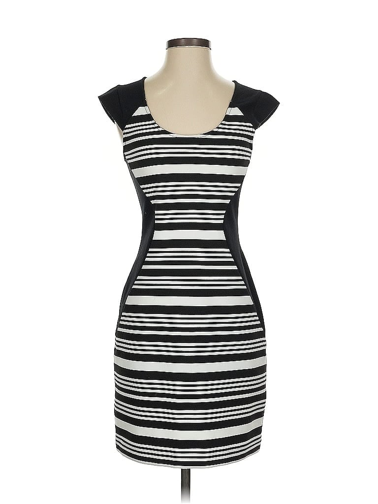 Click to view more detailed imagery on our partner's website Pre-owned Express Casual Dress In Black