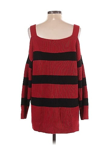 Soho Pullover Sweater (view 2)