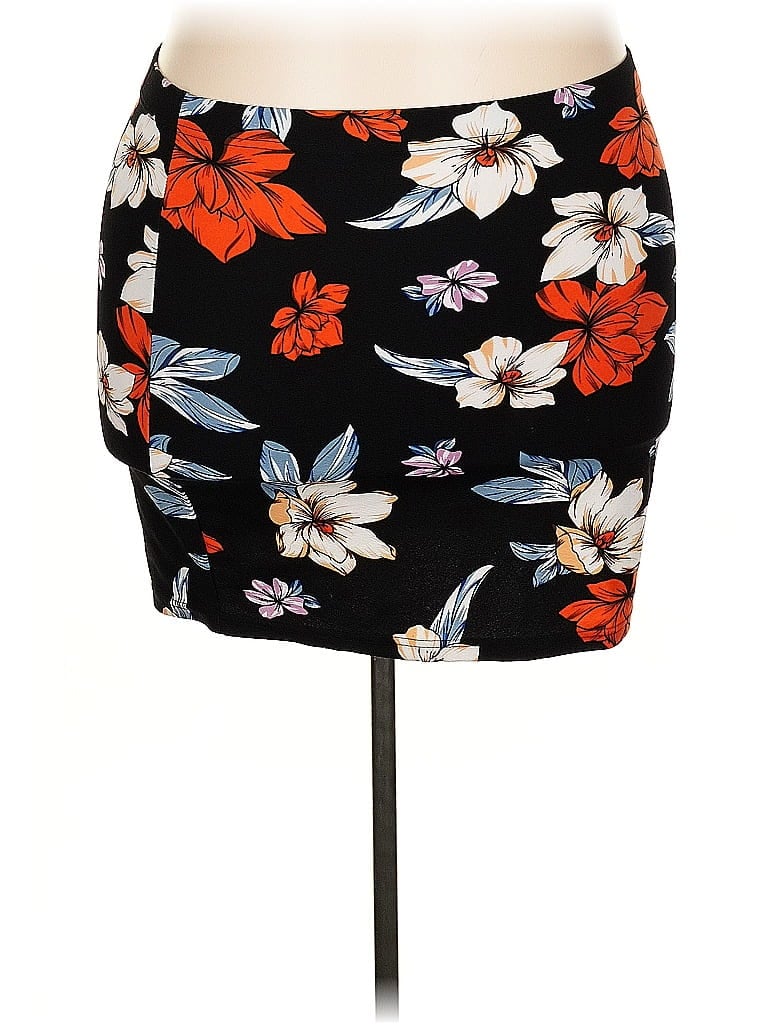 Pre-owned Shein Curve Casual Skirt In Black