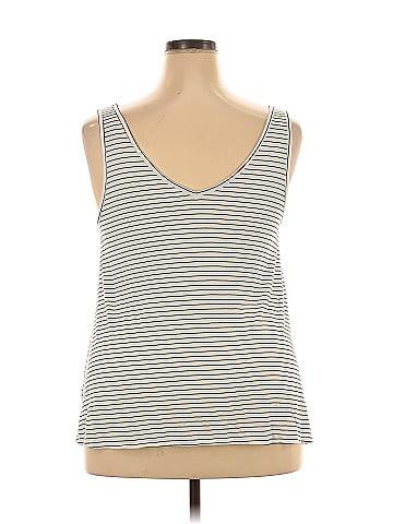 Old Navy Tank Top (view 2)