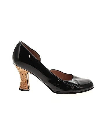 Anyi Lu Heels (view 1)