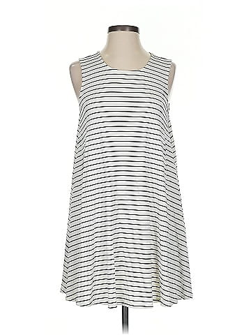 American Eagle Outfitters Casual Dress (view 1)