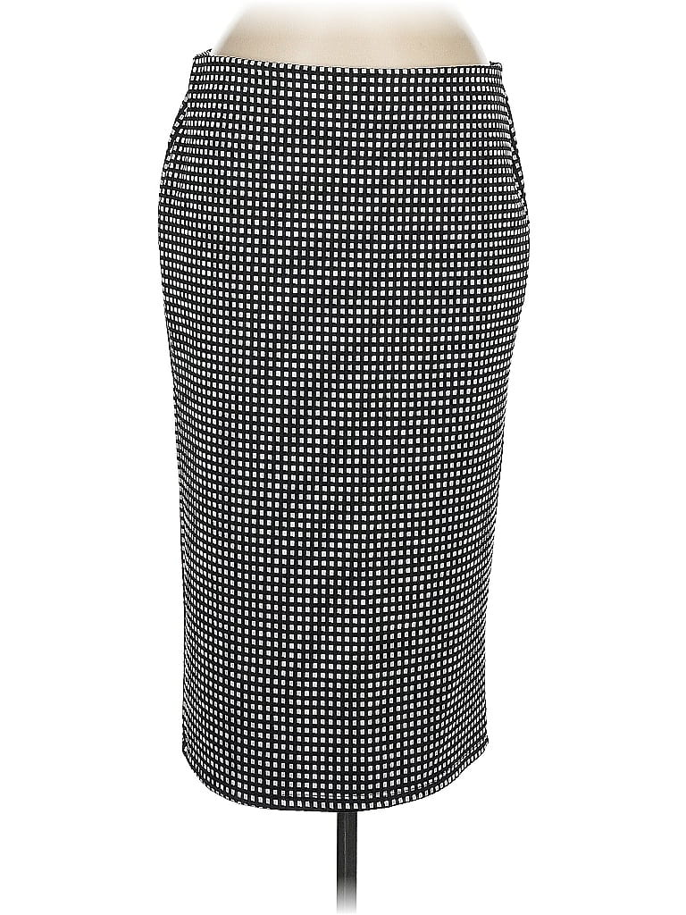 Pre-owned Old Navy Casual Skirt In Black