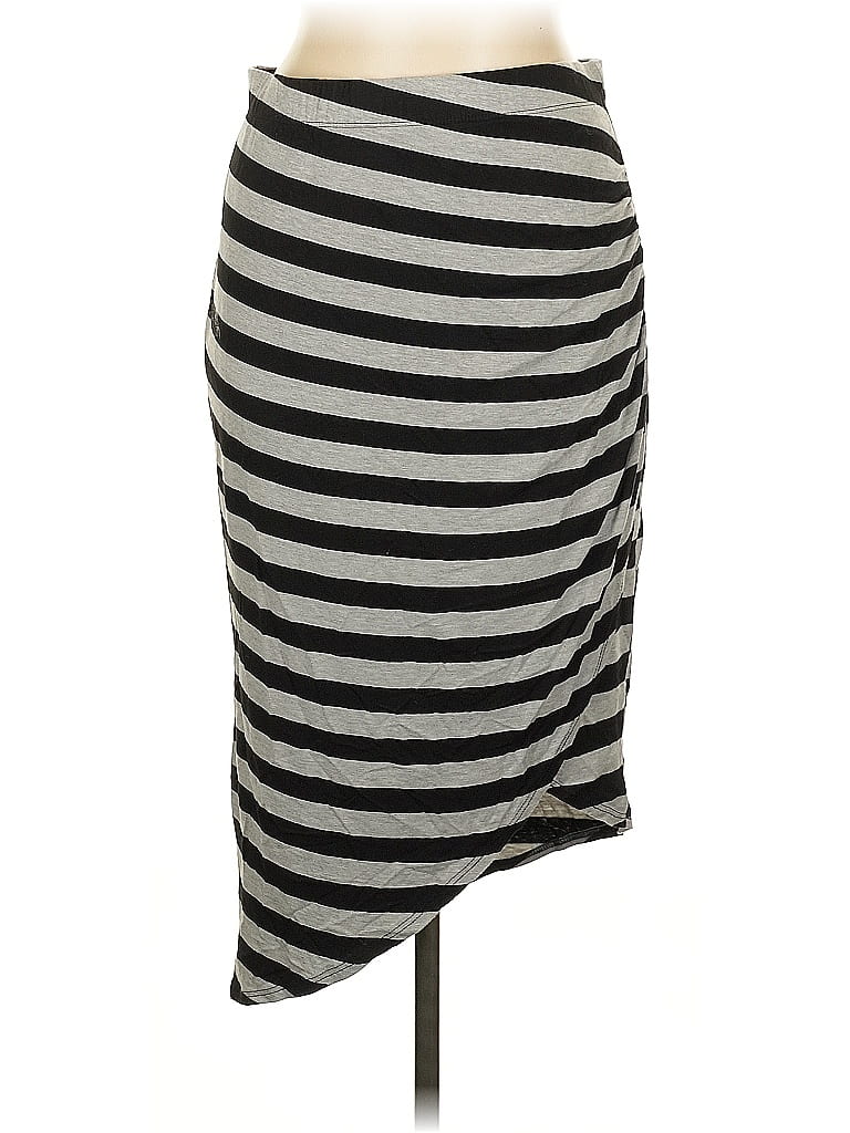 Pre-owned Bobeau Casual Skirt In Gray