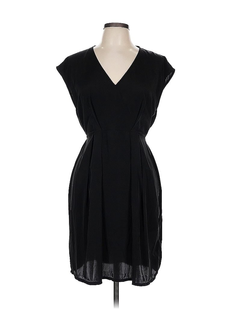 Click to view more detailed imagery on our partner's website Pre-owned H&m Cocktail Dress In Black