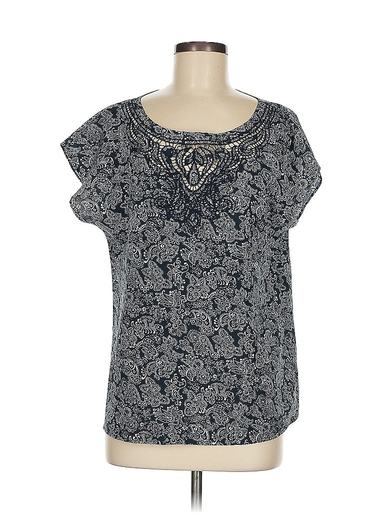 Click to view more detailed imagery on our partner's website Pre-owned Ann Taylor Short Sleeve Blouse In Gray