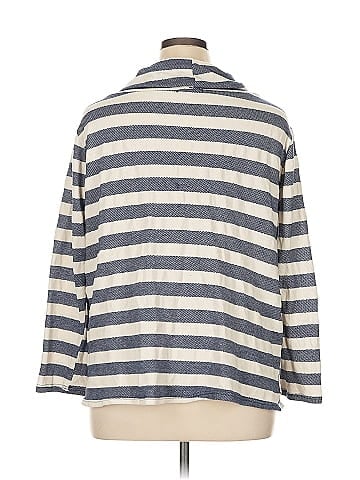 Betsey's Boutique Shop Long Sleeve Top (view 2)