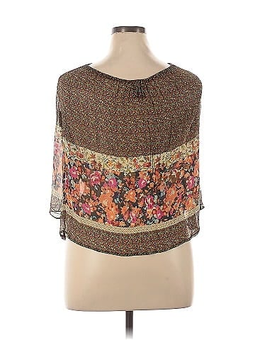 Fei 3/4 Sleeve Silk Top (view 2)