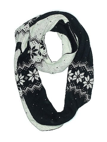 Hollister Scarf (view 1)