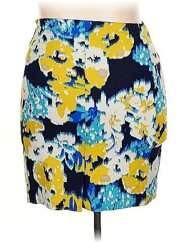 Lyssé Casual Skirt (view 2)
