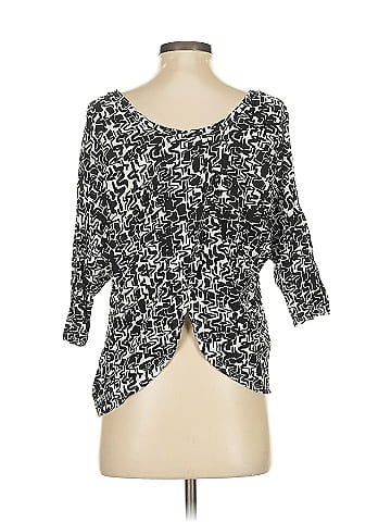 Velvet 3/4 Sleeve Top (view 2)