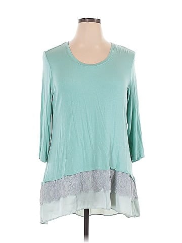 LOGO by Lori Goldstein 3/4 Sleeve Top (view 1)