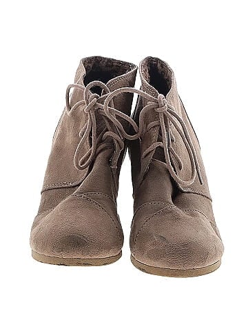City Classified Wedges (view 2)