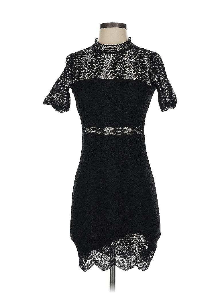 Pre-owned Francesca's Cocktail Dress In Black