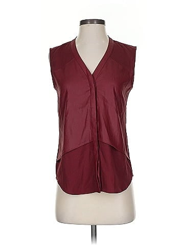 Trouve Sleeveless Blouse (view 1)