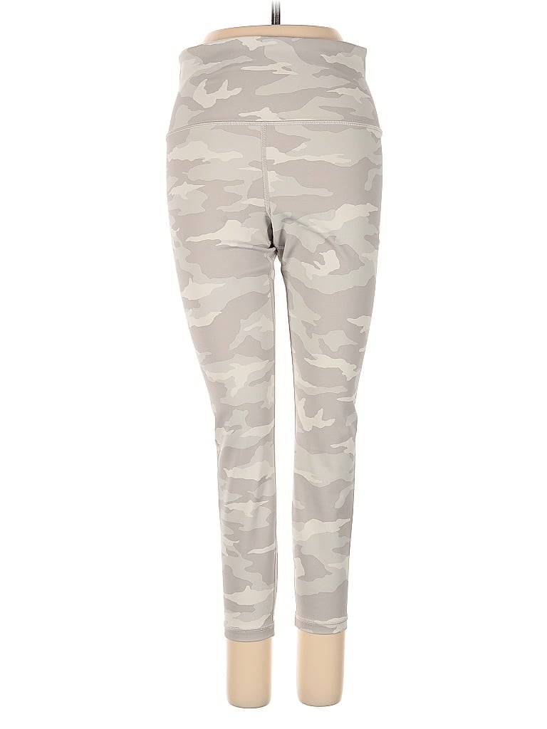 Click to view more detailed imagery on our partner's website Pre-owned Athleta Active Pants In Gray