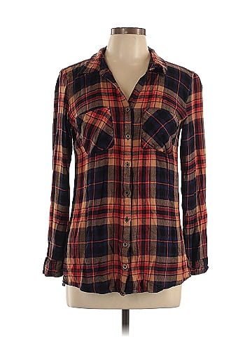 Maurices Long Sleeve Button-Down Shirt (view 1)