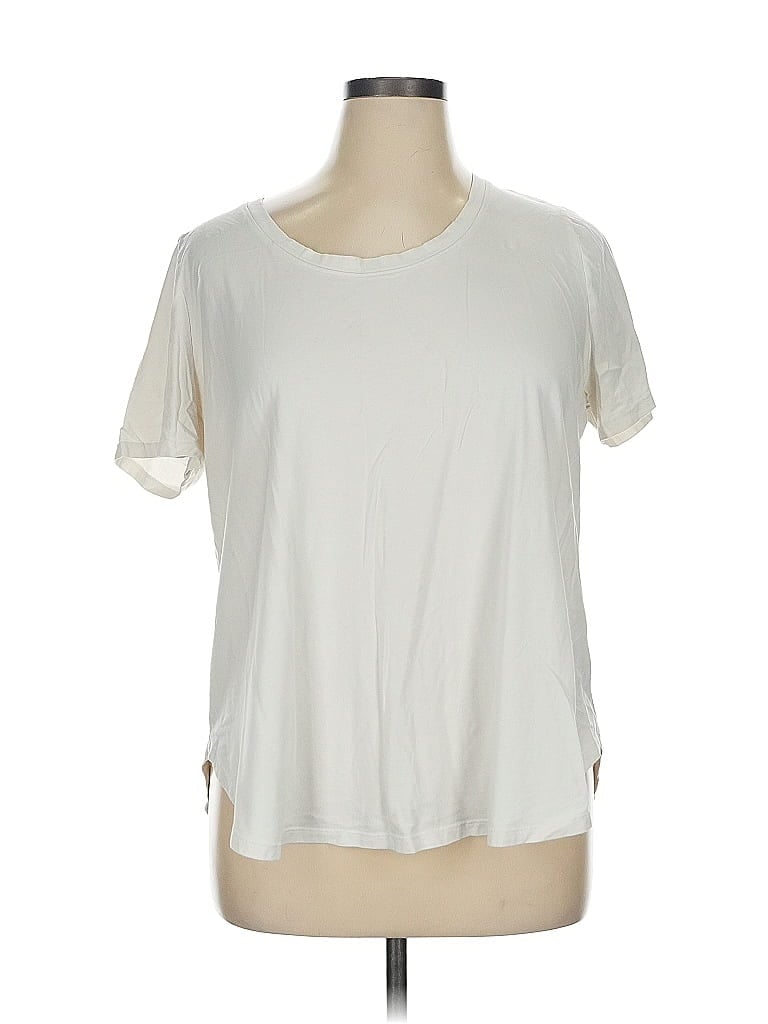 AVA & VIV Pre-owned Short Sleeve T-shirt In White