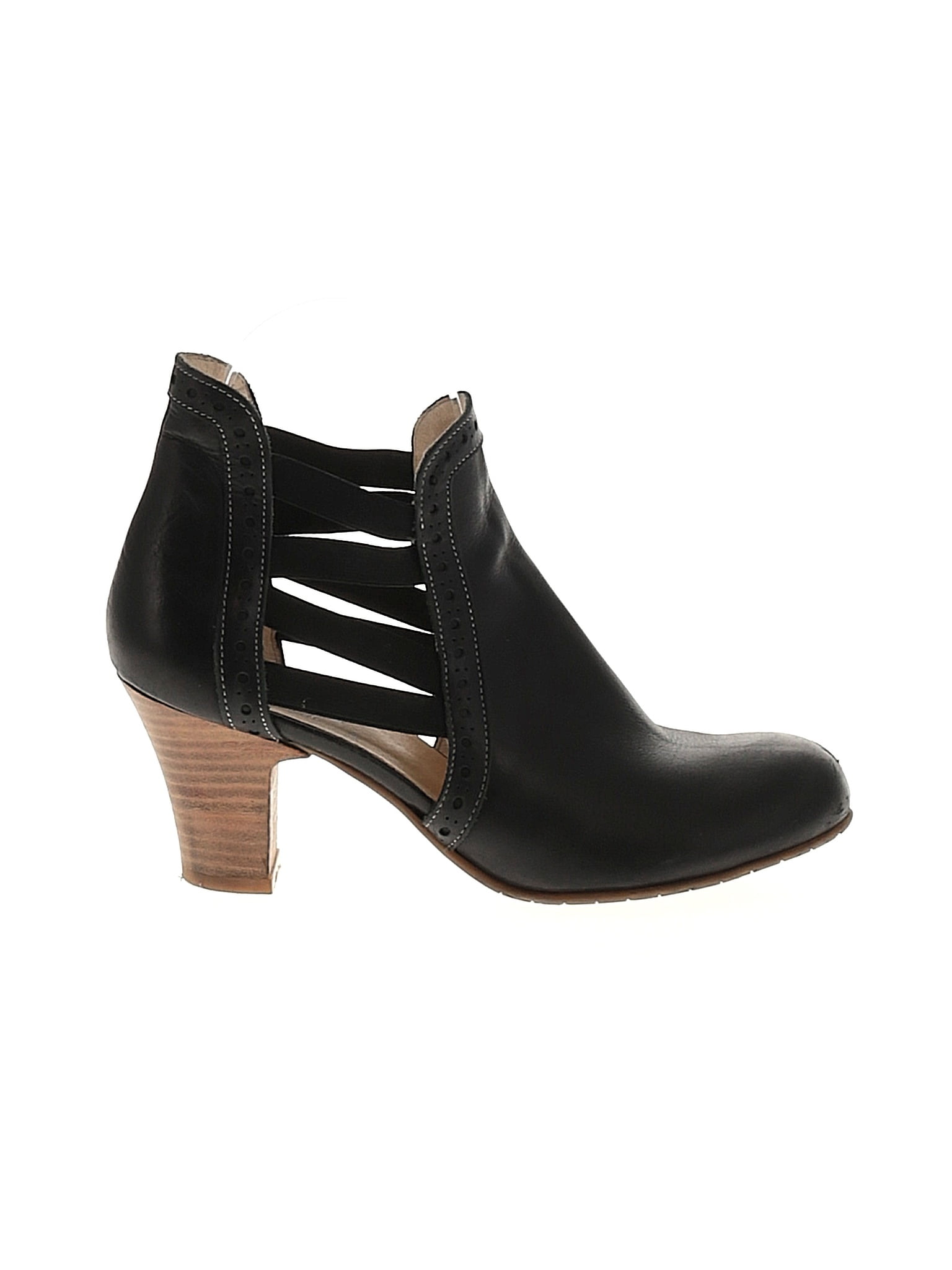 Fidji Premium Shoes On Sale Up To 90% Off Retail | ThredUp