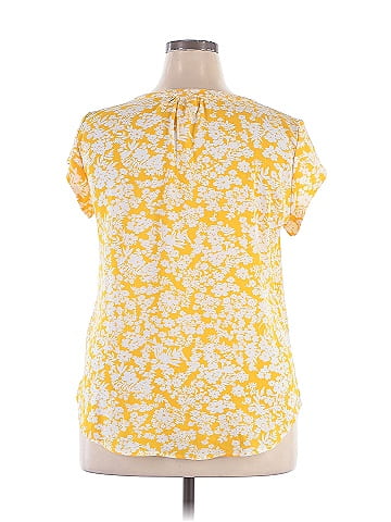 Fun2Fun Short Sleeve Blouse (view 2)