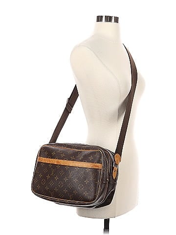 Louis Vuitton Monogram Canvas Reporter Bag PM (view 2)