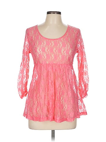 Weavers 3/4 Sleeve Top (view 1)