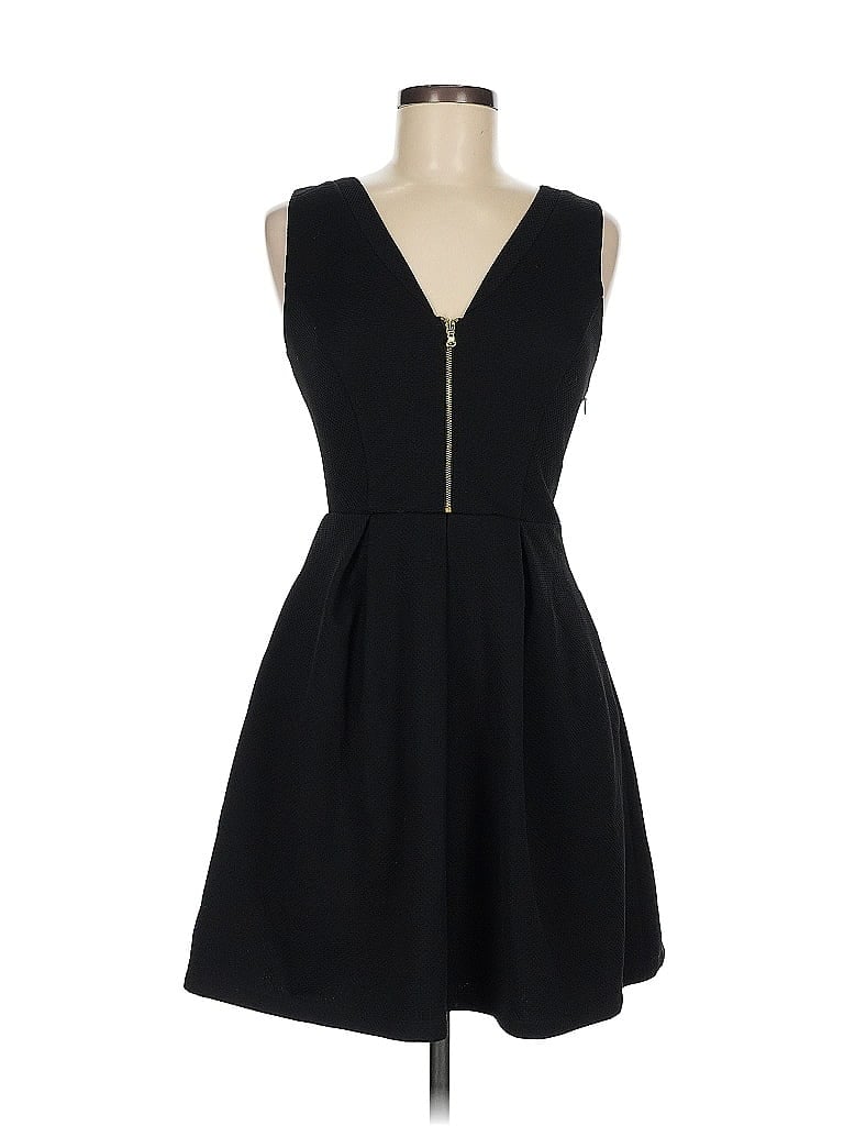 Pre-owned Guess Cocktail Dress In Black