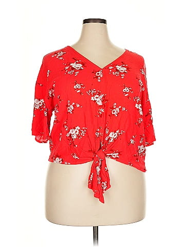 LUQ Short Sleeve Blouse (view 1)