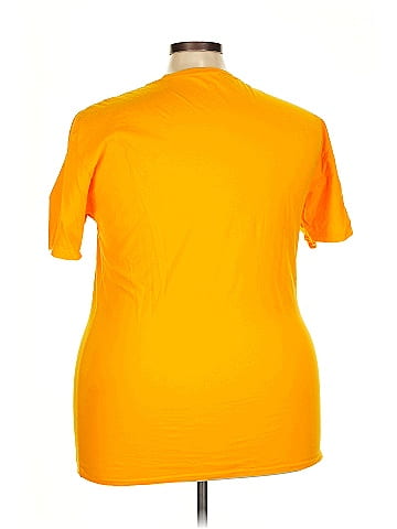 Fanatics Short Sleeve T-Shirt (view 2)