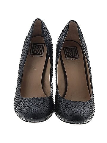 Pour La Victoire Heels (view 2)