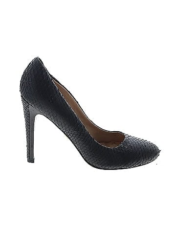 Pour La Victoire Heels (view 1)