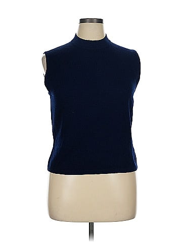 St. John Sleeveless Top (view 1)