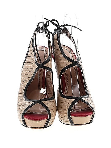 Pour La Victoire Heels (view 2)