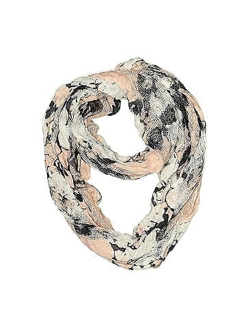 The Limited Scarf (view 1)