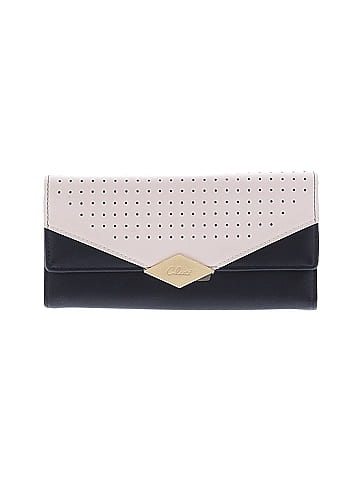 Cluci Clutch (view 1)