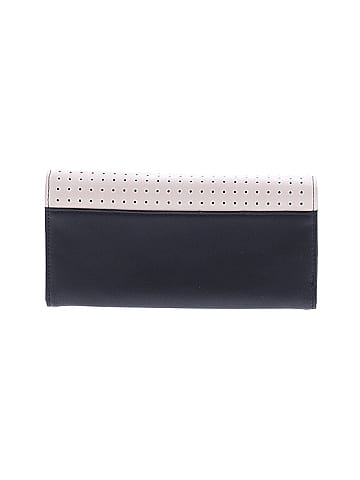 Cluci Clutch (view 2)
