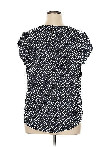 Fun2Fun Short Sleeve Blouse (view 2)