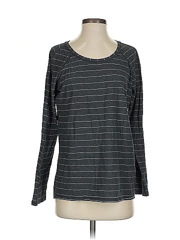 Lululemon Athletica Long Sleeve T-Shirt (view 1)