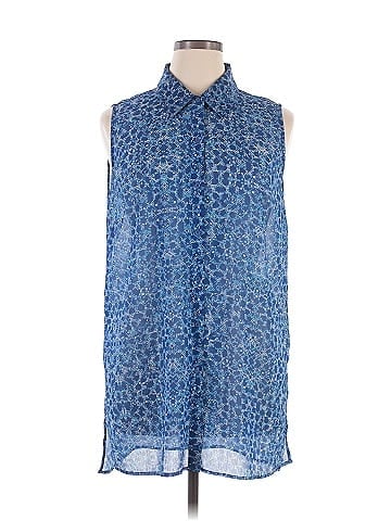 Lyssé Sleeveless Blouse (view 1)